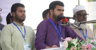 ‘বাংলাদেশের মানুষ যে কারো ফুলস্টপ করে দিতে পারে, যার উদাহরণ শেখ হাসিনা’